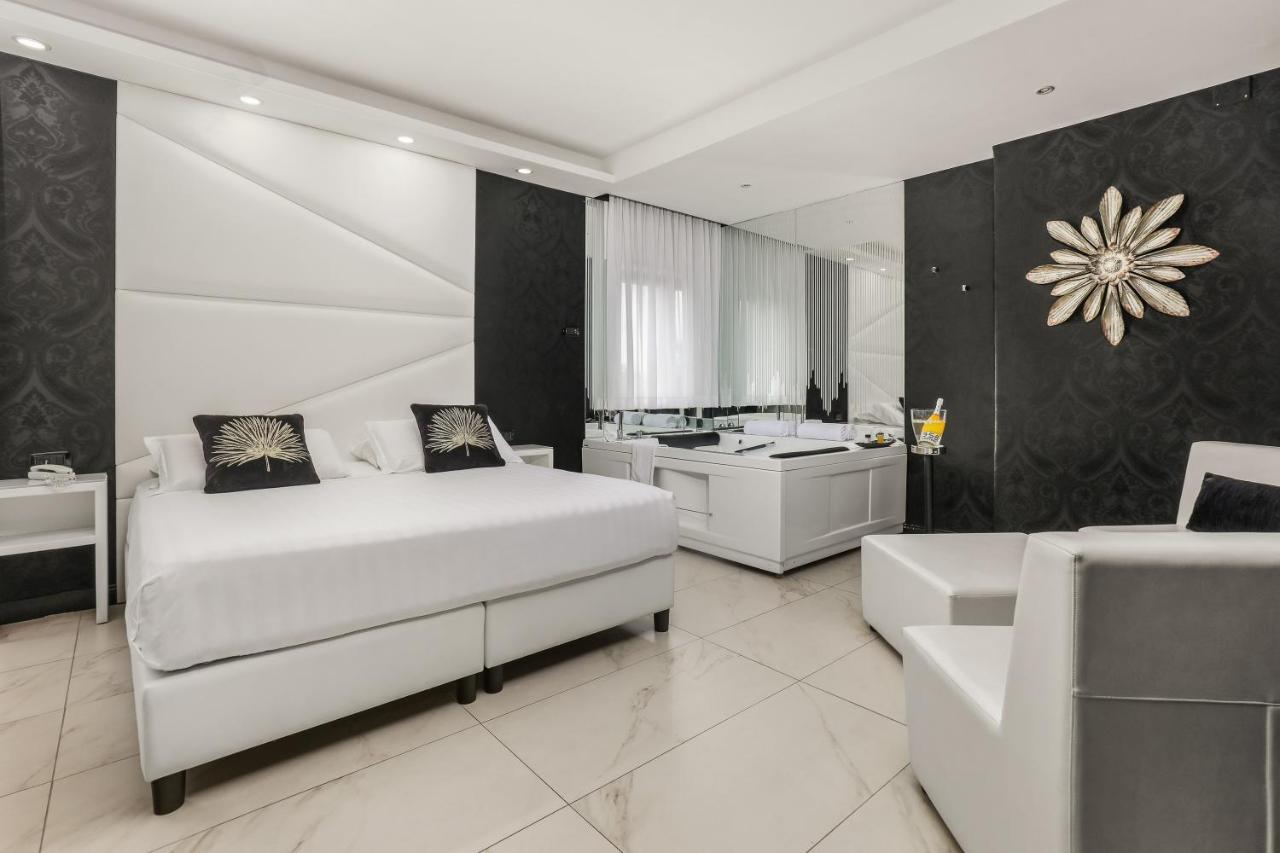 Reggia Suite Spa Hotel Caserta Eksteriør billede