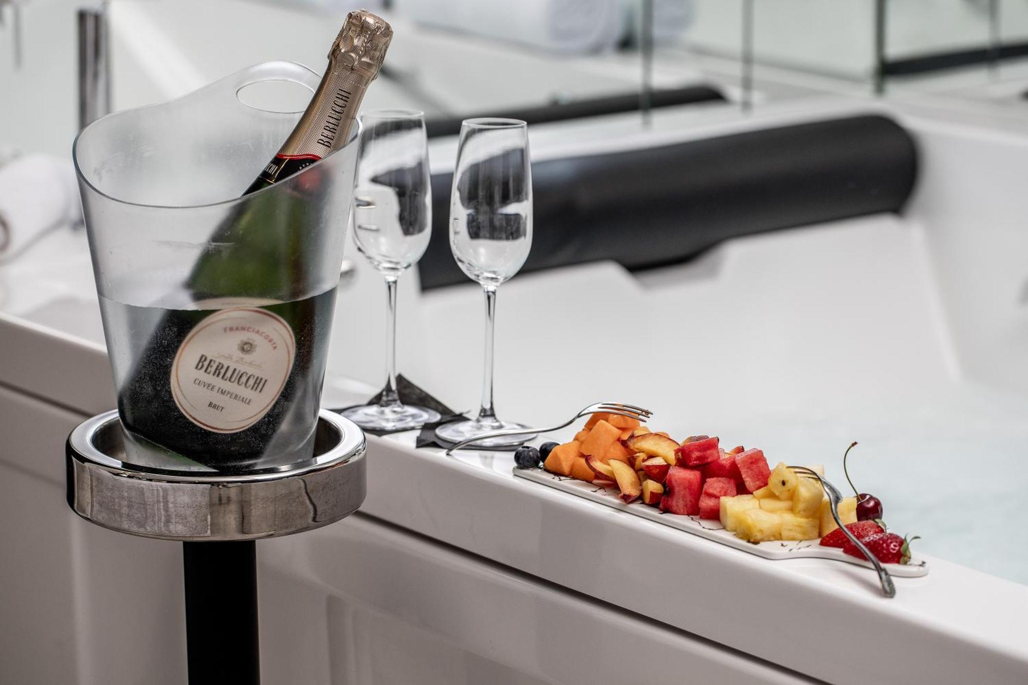 Reggia Suite Spa Hotel Caserta Eksteriør billede