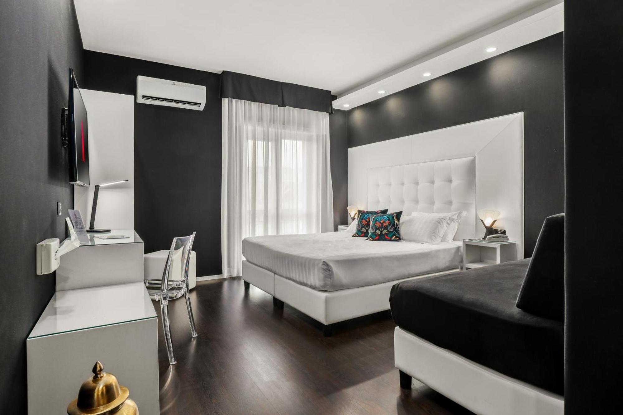 Reggia Suite Spa Hotel Caserta Eksteriør billede